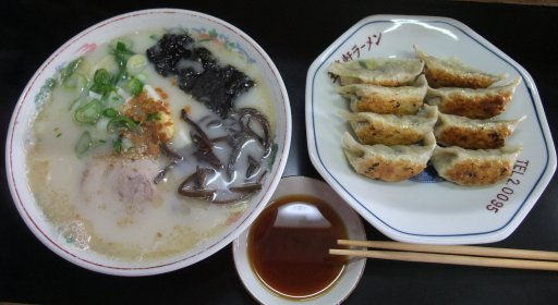 花より団子 より　ラーメン、餃子